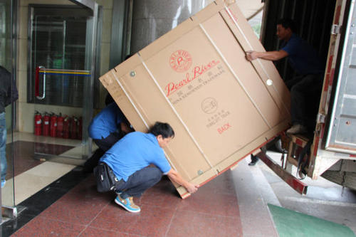 内黄钢琴贵重工艺品无忧运